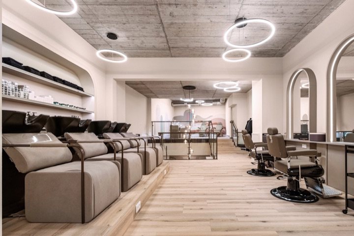 INIZIO wash lounge and styling area